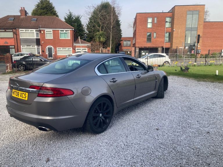 Jaguar xf 