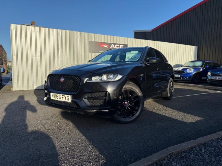  Jaguar F-Pace 2.0d R-Sport 5dr Auto AWD, Huge Spec Diesel