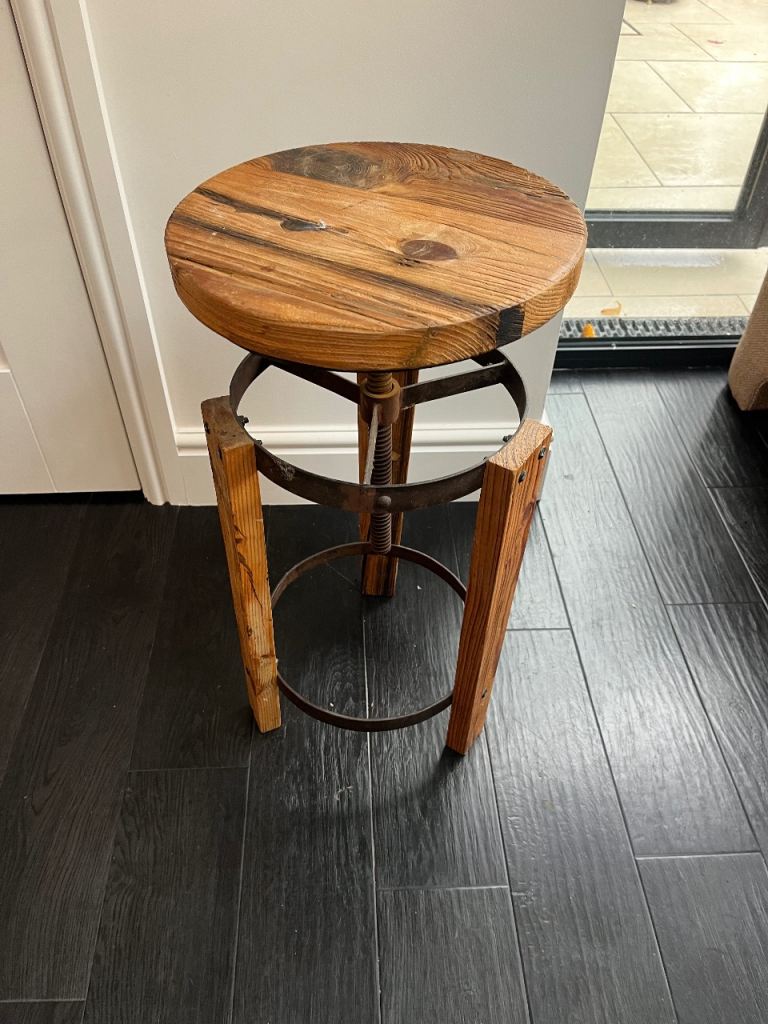 Wood/metal industrial stool