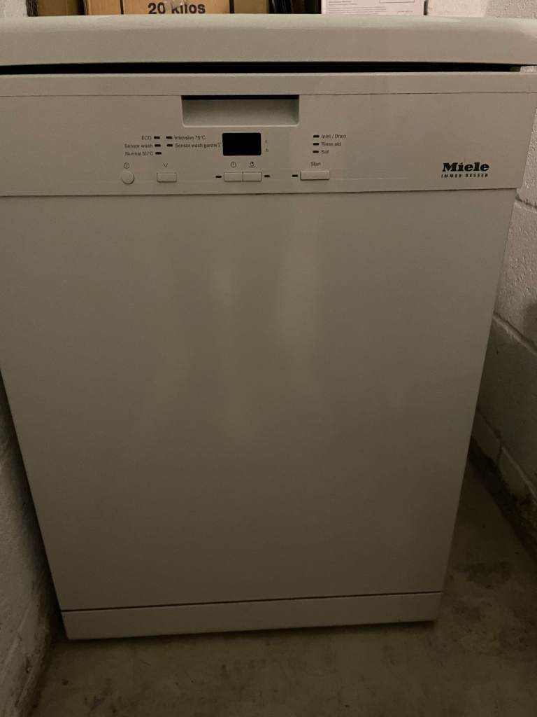 Dishwasher Miele G4920