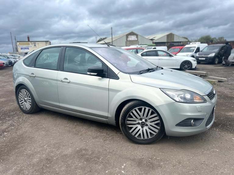 FORD FOCUS 2.0 TDCi DPF Titanium 2010