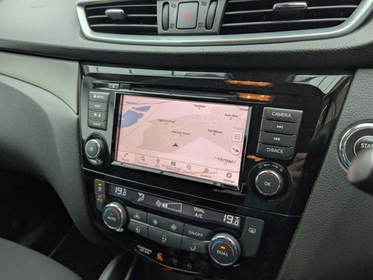 2019 Nissan Qashqai 1.3 DIG-T N-Connecta SUV 5dr Petrol Manual Euro 6 (s/s) (140 ps) - SAT NAV  H...