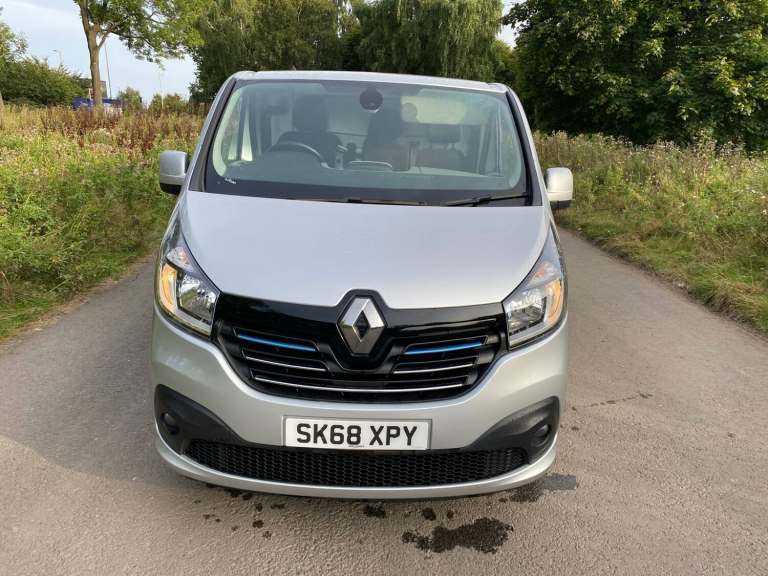 2018 Renault Trafic SL27 ENERGY dCi 125 Sport Nav Van PANEL VAN Diesel Manual