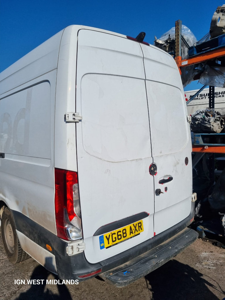 Mercedes-Benz Sprinter W907 Breaking !!!