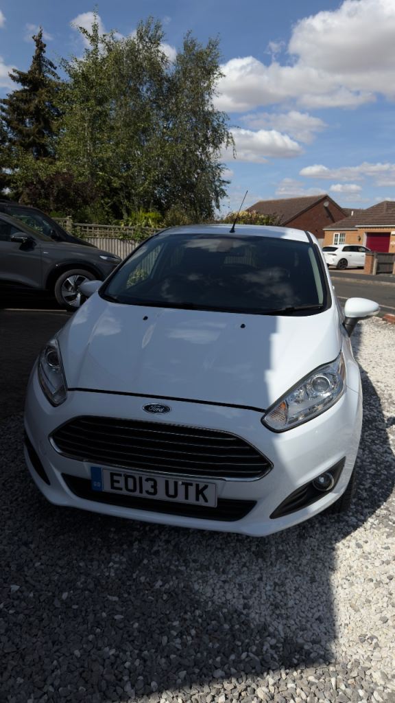 Ford, FIESTA, Hatchback, 2013, Manual, 998 (cc), 5 doors