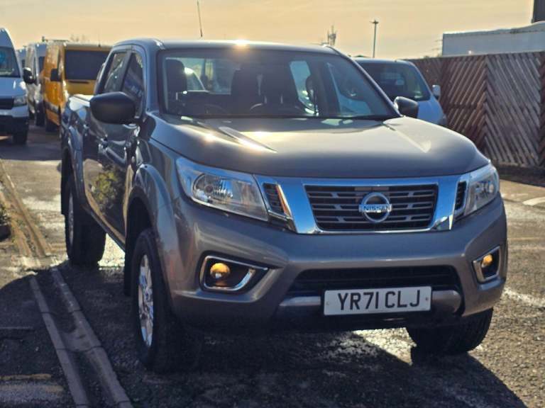 2021 Nissan Navara 2.3 dCi Acenta Pickup Double Cab 4dr Diesel Manual 4WD Euro 6 (s/s) (163 ps PI...