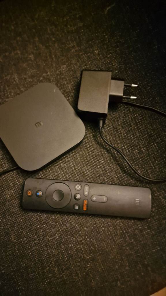 Media streaming box MDZ-22-AB Mi Box S Digital 4K HDR 8GB Android TV Media Streamer - Black