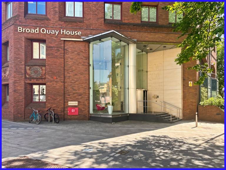 Bristol - BS1 4DJ, Serviced office to rent for 2 desk at Broad Quay House