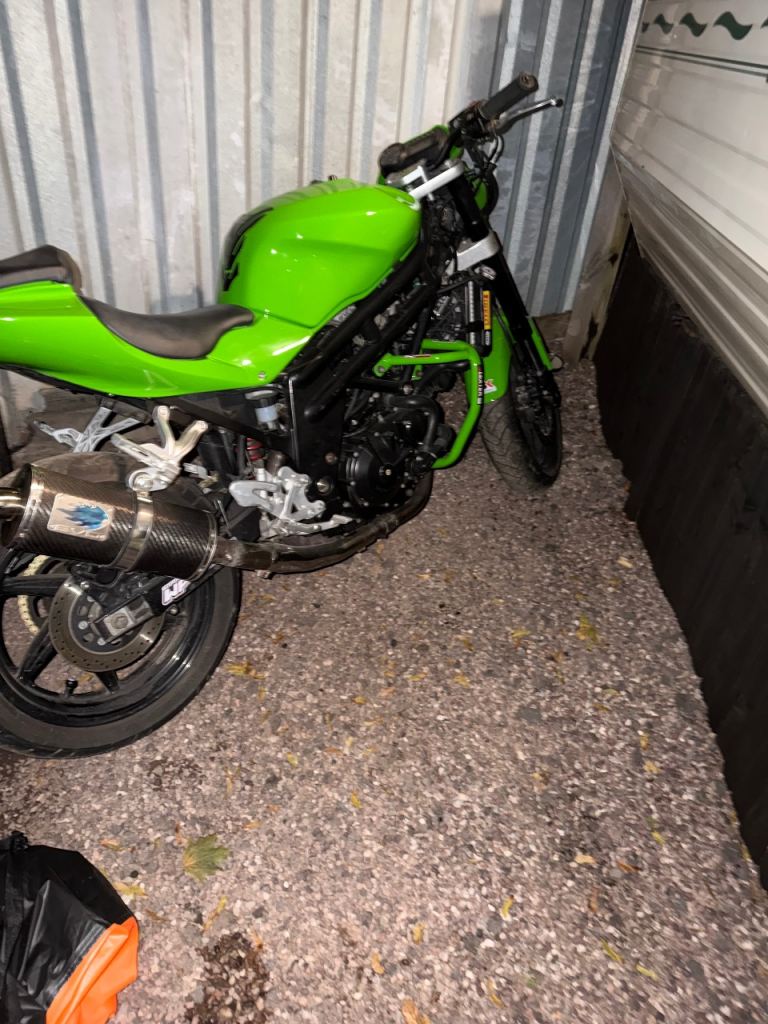 Hyosung, GT, 2008, 647 (cc)