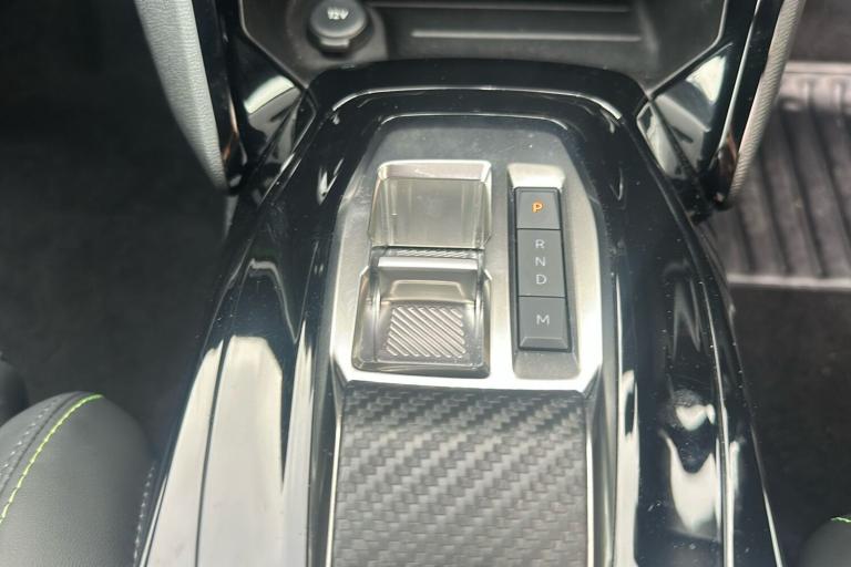  Peugeot 208 1.2 Puretech Gt Hatchback 5dr Petrol Eat Euro 6 s/s 100 Ps Petrol