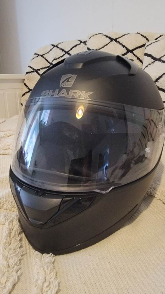 Shark Ridill Large motorcycle helmet 