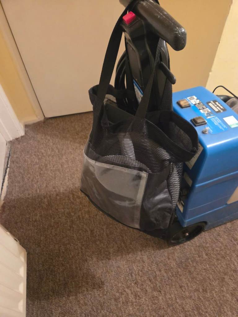 image for Carpet cleaner 