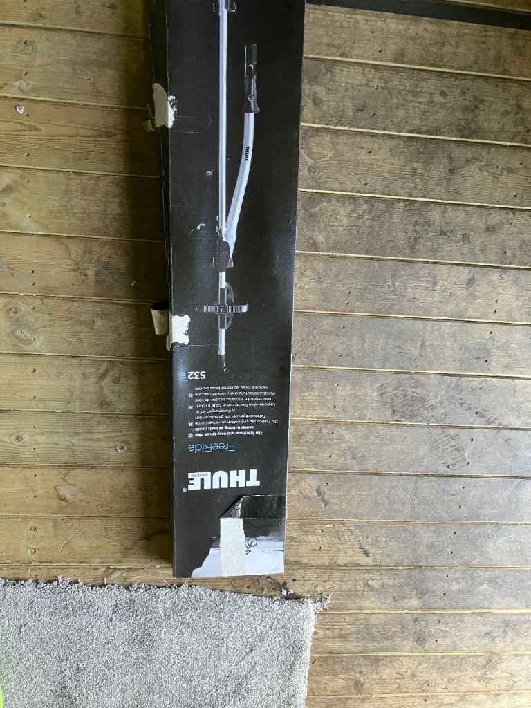 3x Thule 532 FreeRide bike carriers