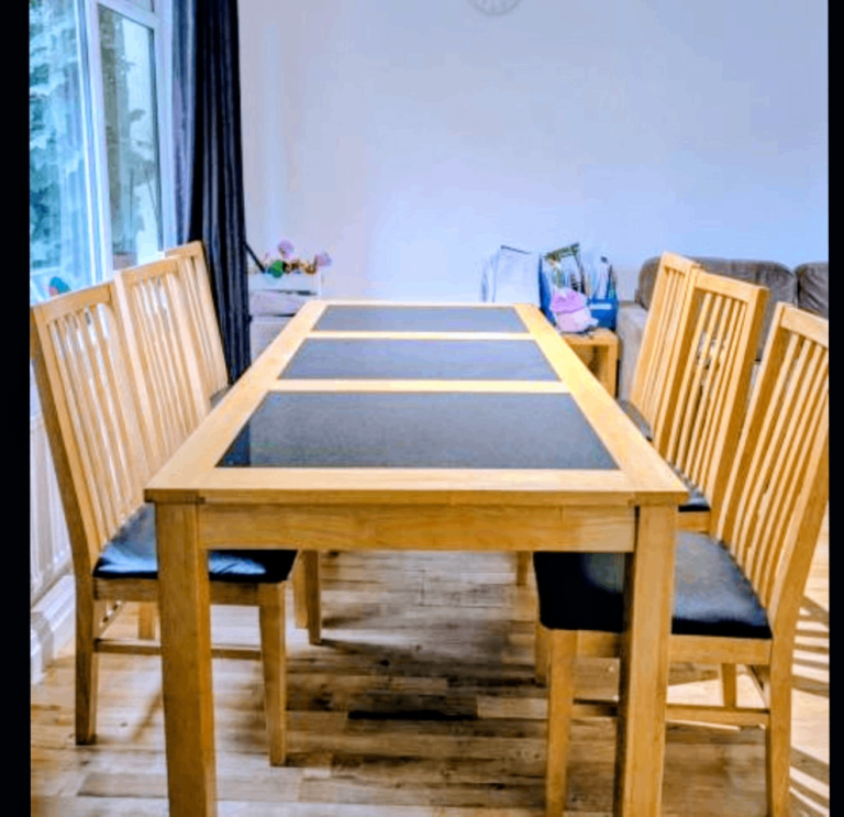 SOLID WOOD/GRANITE INSERTS TABLE/6 CHAIRS