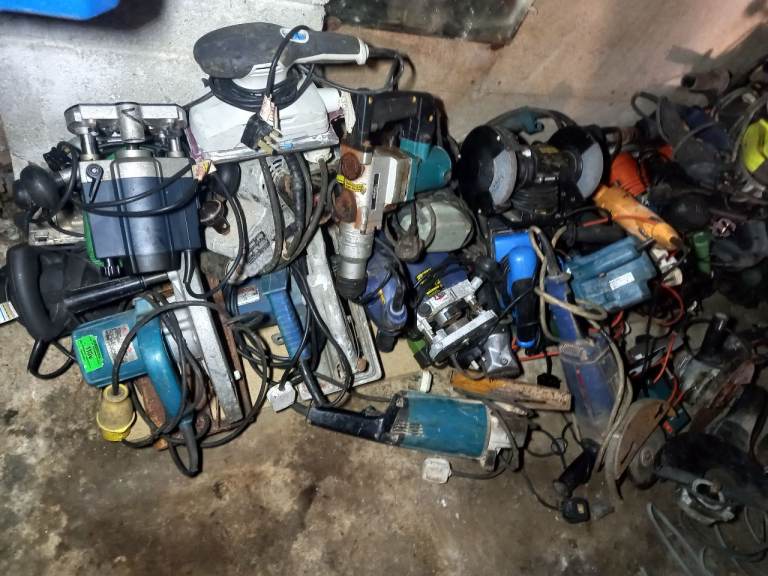 wholesale job lot 200 variety model tools untested lot ready to go or export 