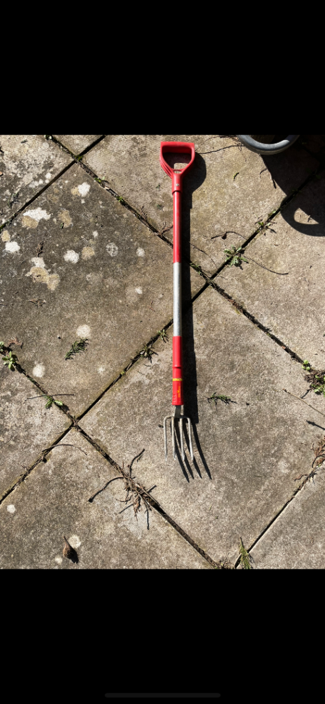 Wolf Garten d handle pole with Weeder fork
