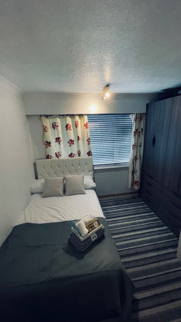 Cosy room in Middleton manchester