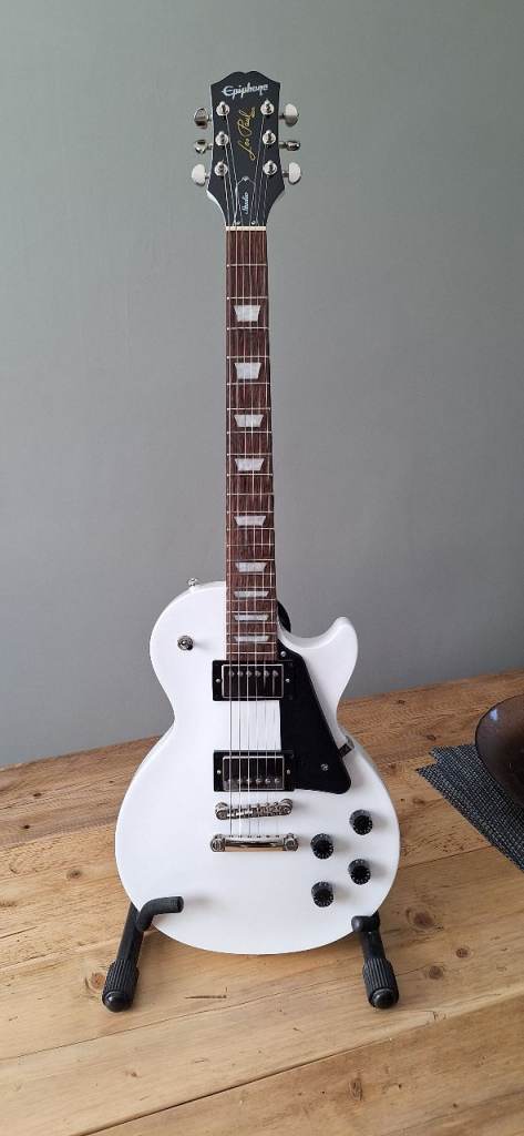 Brand new epiphone les Paul studio 
