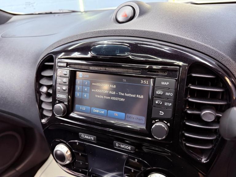 2015 Nissan Juke 1.2 DIG-T Acenta Premium Euro 6 (s/s) 5dr HATCHBACK Petrol Manual