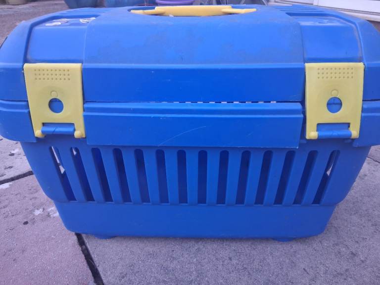 Pet carrier