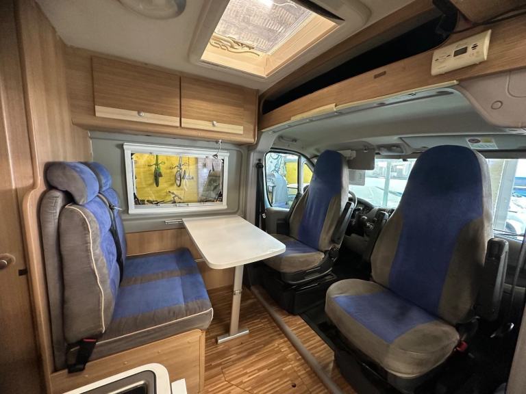 Globecar Globescout 2 berth 4 belts LHD DIESEL MANUAL 2007/57