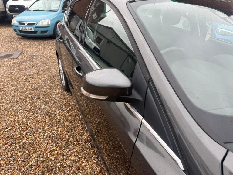 2017 Ford Focus 1.0 EcoBoost 125 Zetec Edition 5dr HATCHBACK PETROL Manual