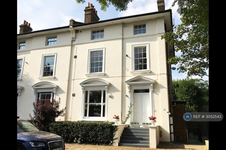 2 bedroom flat in Shooters Hill Road, London, SE3 (2 bed) (#3052543)