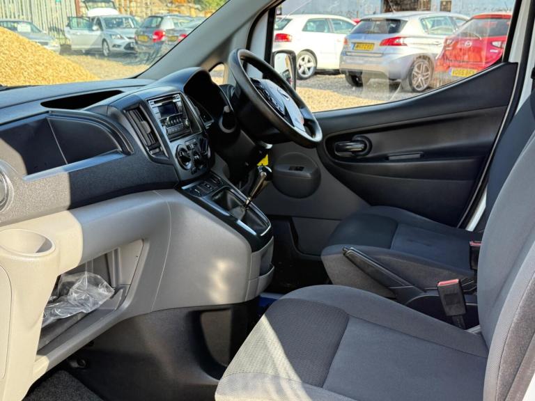 2016 Nissan NV200 1.5 dCi Acenta Van CAR DERIVED VAN DIESEL Manual