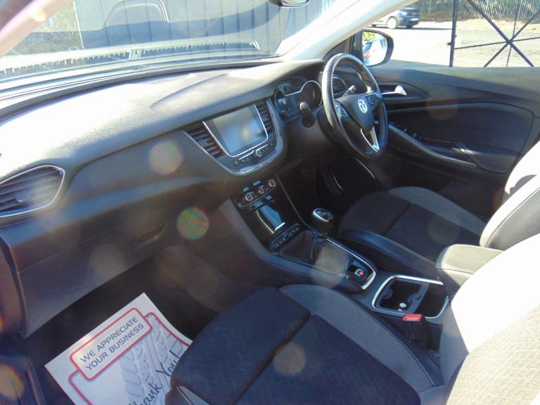 VAUXHALL GRANDLAND X 1.2 Turbo SRi Nav * MOT AUGUST 2026 * 5 SERVICE STAMPS *