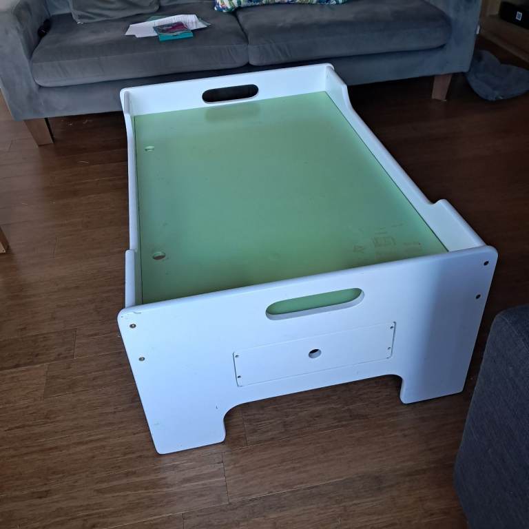 Kids play table with two drawers 