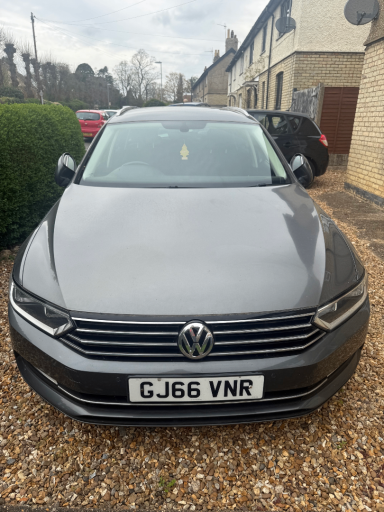 2016 Volkswagen Passat- Wagon - Driven 168,000 Kilometres