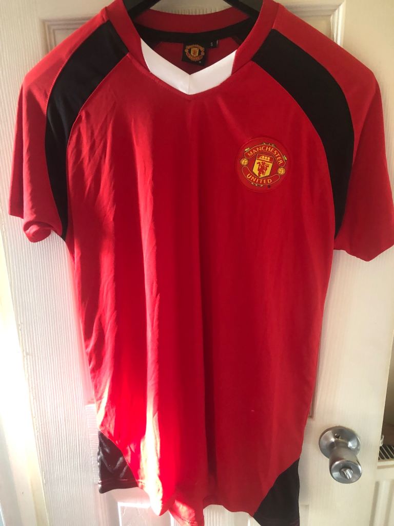 Manchester United Football Shirt - Red, Size S