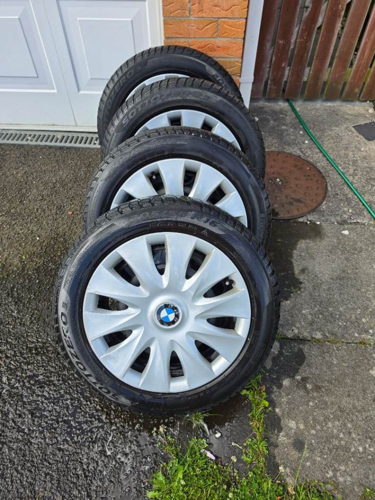 Set of 4 Pirelli Sottozero runflat winter tyres