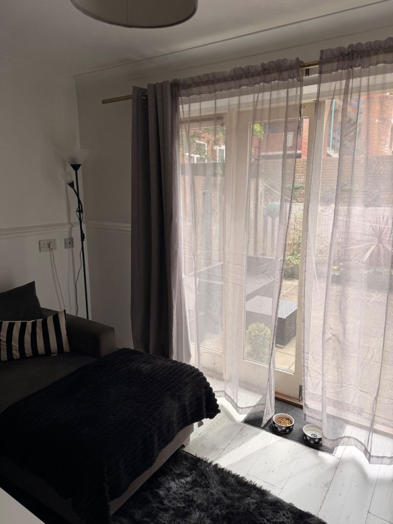 Nr2 house exchange 