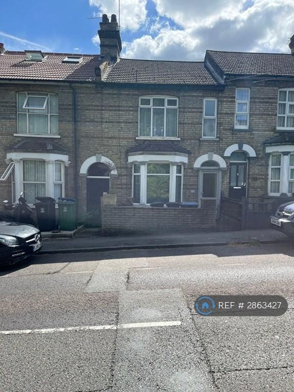 3 bedroom house in Wiggenhall Road, Watford, WD18 (3 bed) (#2863427)