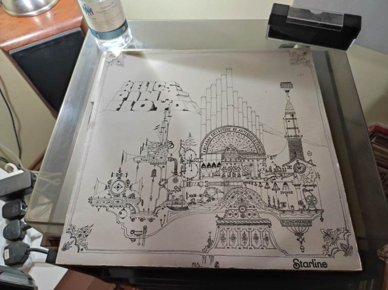 Pink Floyd Relics Starline Textured,1971 Starline LP,   first copy , post or pick up , play tested 