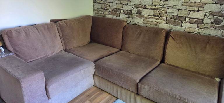 Large Brown Fabric Corner Sofa – Fair Condition