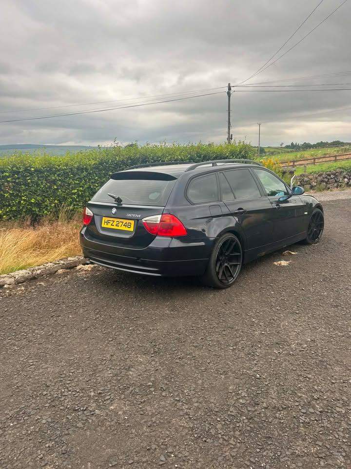 BMW, 3 SERIES, Estate, 2005, Manual, 1995 (cc), 5 doors