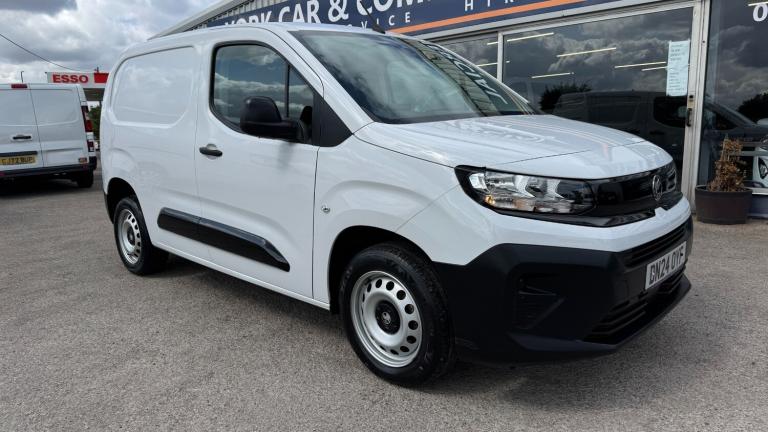 2024 Vauxhall Combo 1.5 Turbo D 2300 Prime Panel Van SWB Euro 6 (s/s) 5dr PANEL VAN Diesel Manual