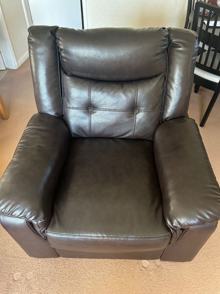 Brown leather chair 