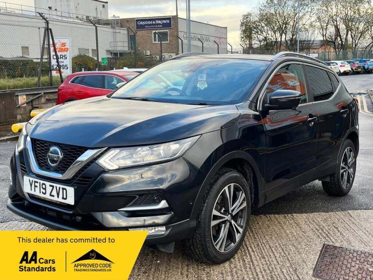 2019 Nissan Qashqai 1.3 DIG-T N-Connecta Euro 6 (s/s) 5dr HATCHBACK Petrol Manual