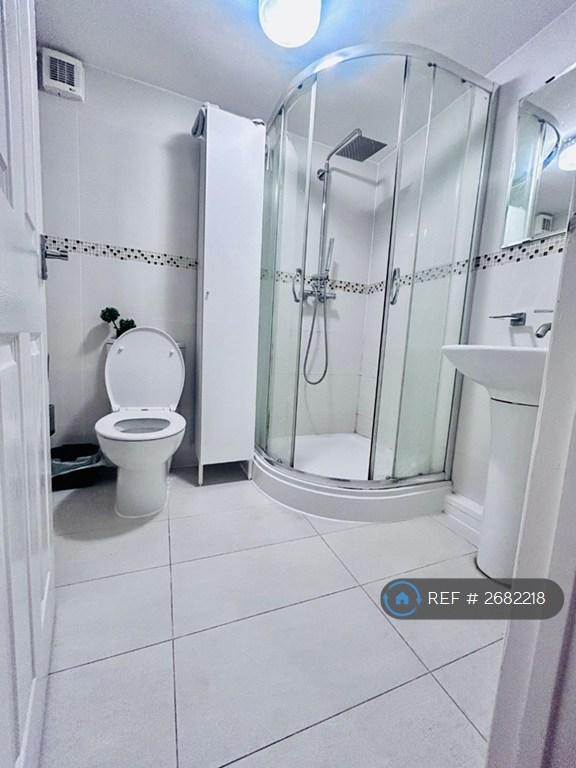 2 bedroom house in Station Road, Amersham, HP7 (2 bed) (#2682218)