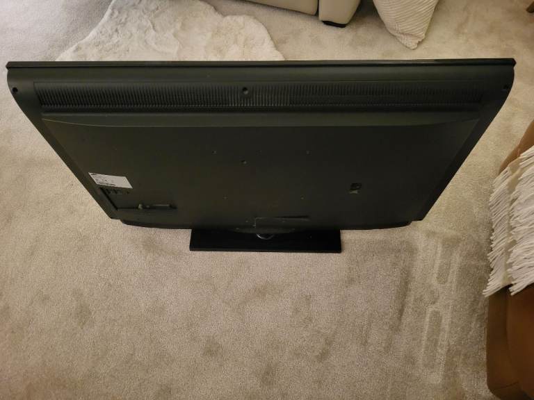 Samsung 40 inch TV - FREE