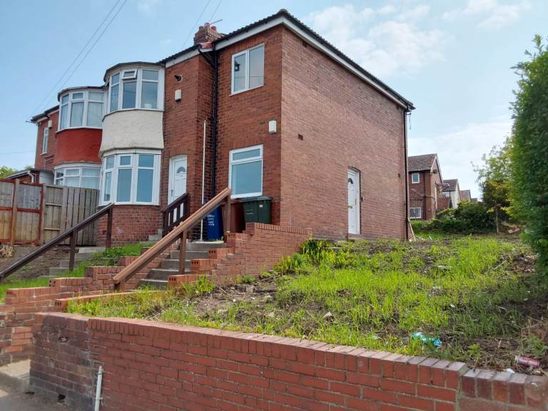 Lovely 3 Bedroom Lower Flat to Rent in Denton - Denton Road