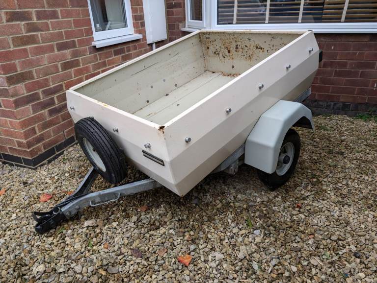 VEB Car Trailer 