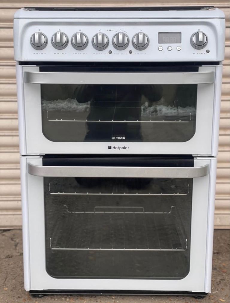 Hotpoint dual fuel gas cooker 60cm fsd double oven 3 months warranty