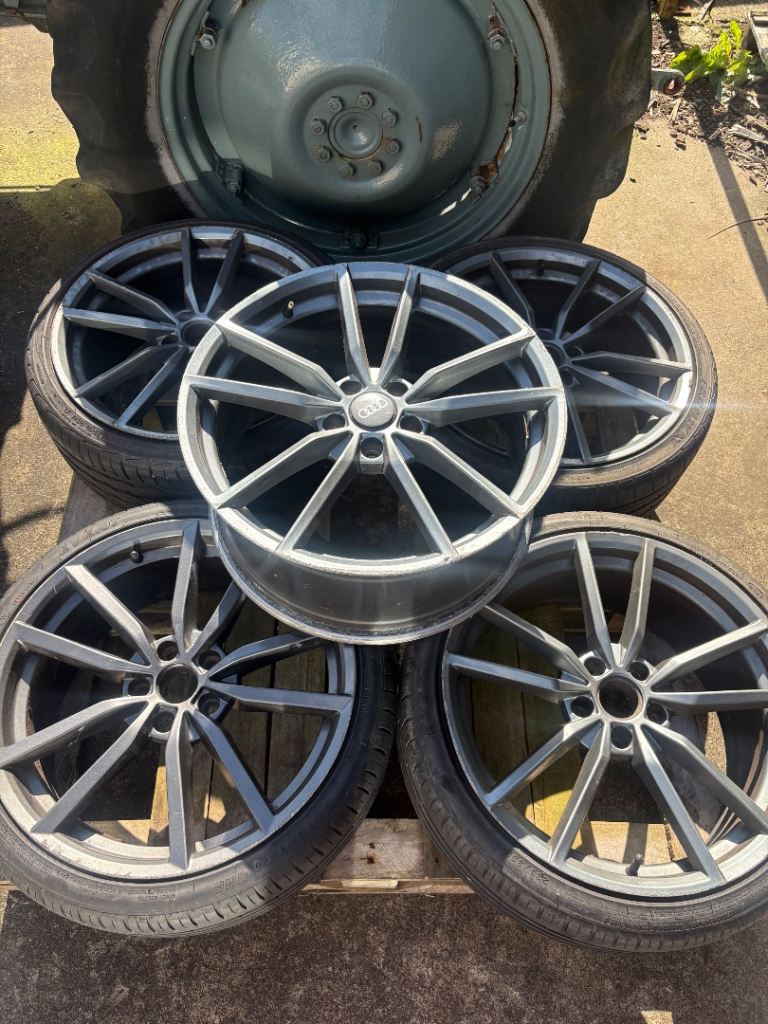19″ Pretoria Style Alloy Wheels – 5x112