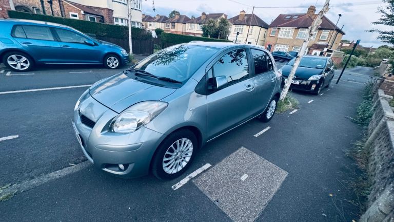 Toyota, YARIS, Hatchback, 2009, Manual, 1329 (cc), 5 doors