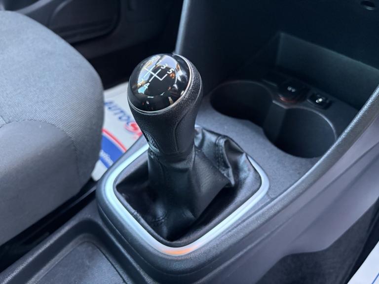 VOLKSWAGEN POLO 1.2 Match 2013