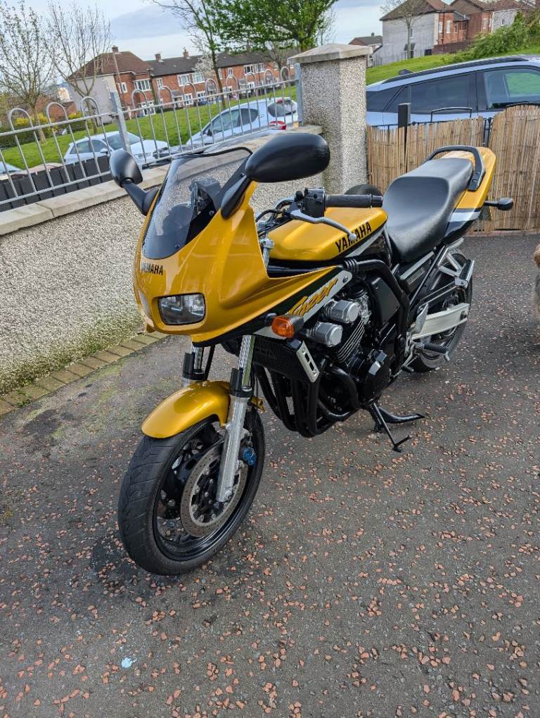 Yamaha, FZS, 2001, 599 (cc)